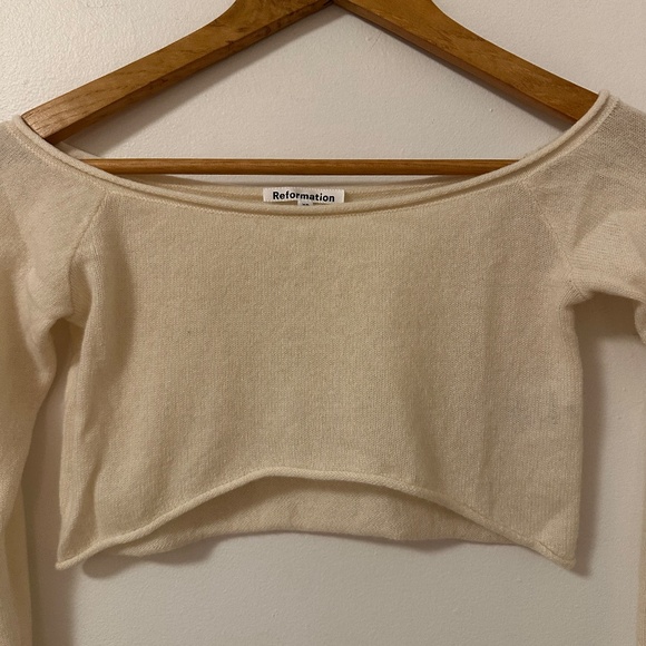 Reformation Valeria Cashmere Cropped Sweater in Cream | Size XS - Picture 5 of 12